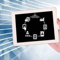 hand using tablet computer